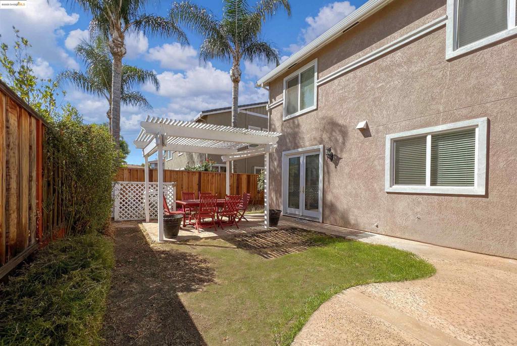 CAMPANELLO - Residential Lease