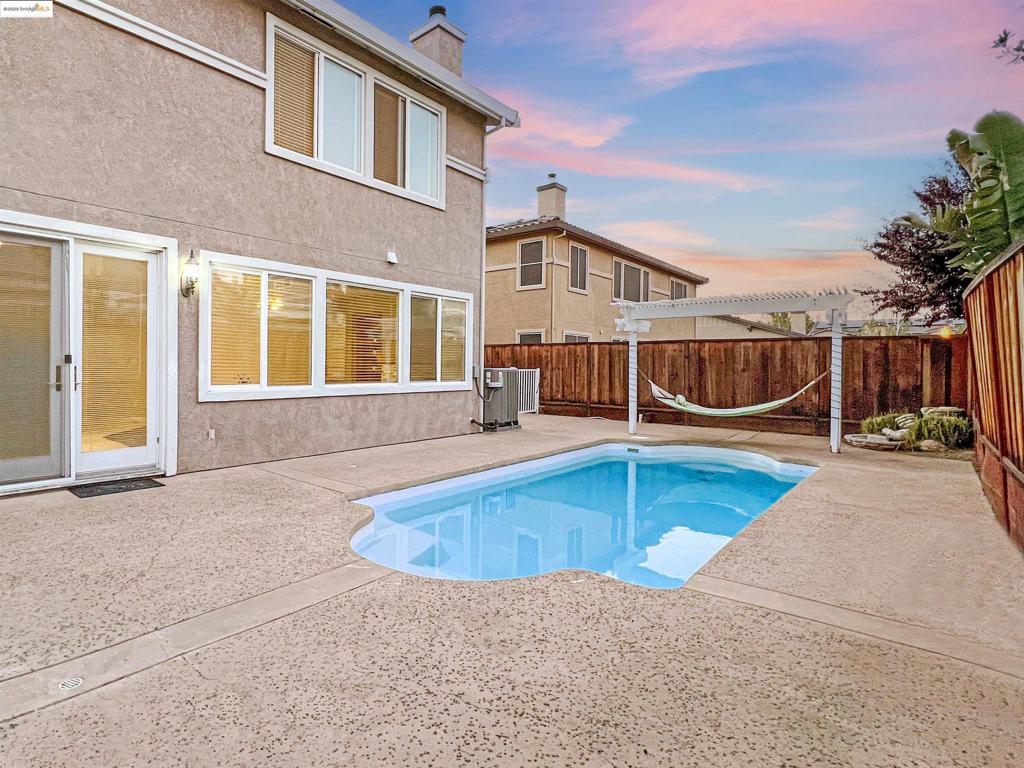 CAMPANELLO - Residential Lease