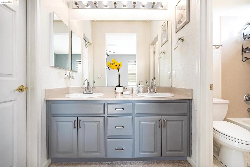 CAMPANELLO - Residential Lease