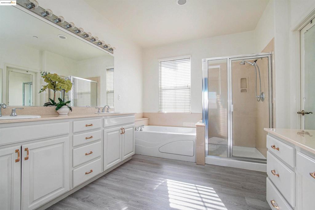 CAMPANELLO - Residential Lease