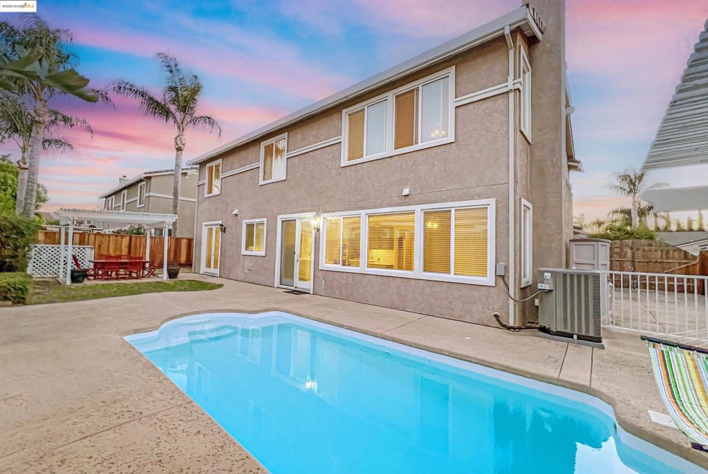 CAMPANELLO - Residential Lease