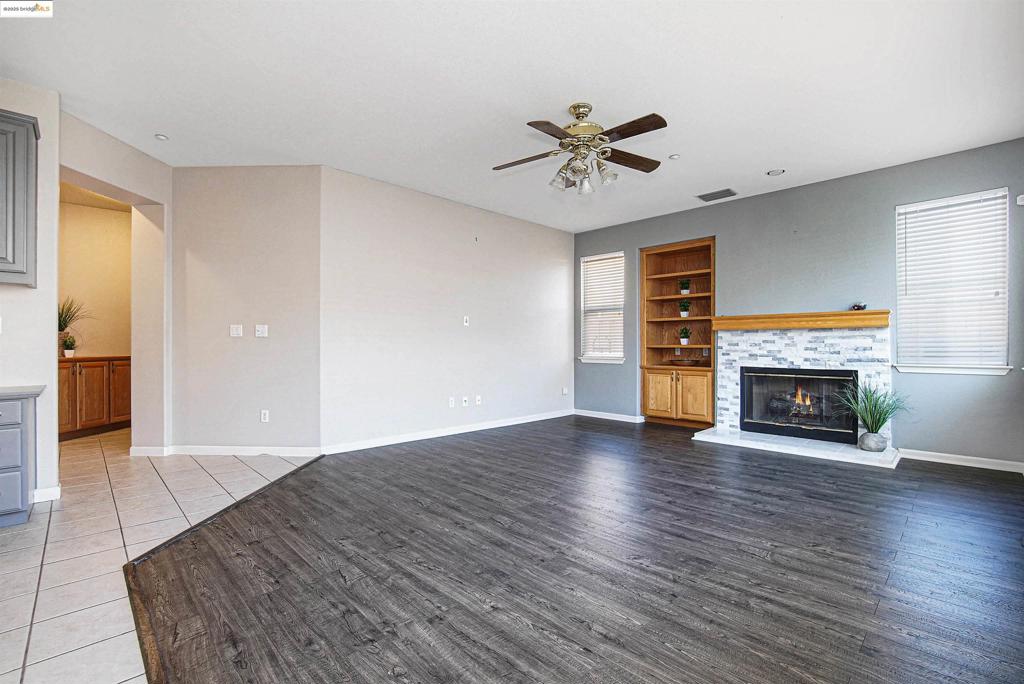 CAMPANELLO - Residential Lease