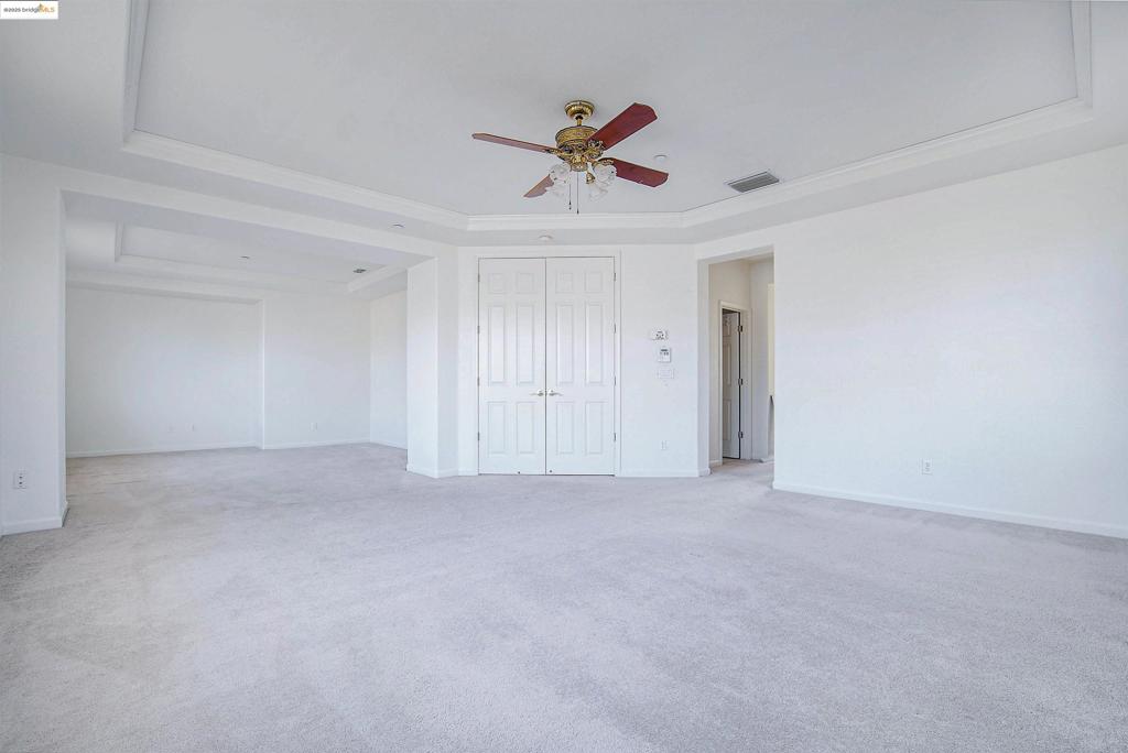 CAMPANELLO - Residential Lease