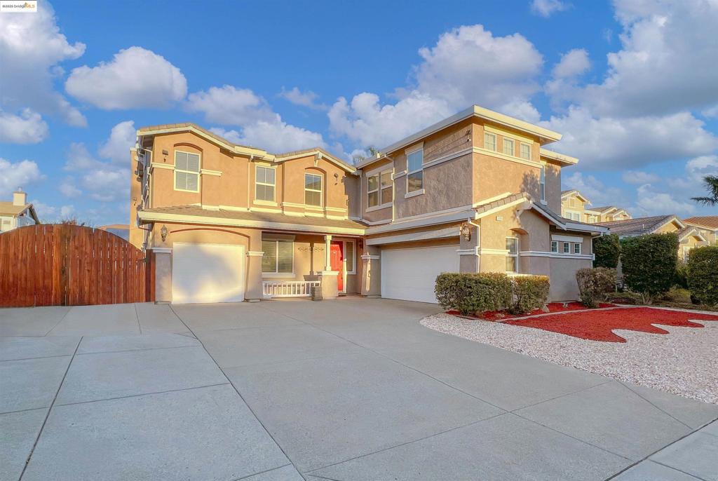 FANTASTIC FLOOR PLAN IN CENTRAL BRENTWOOD...DESIRABLE CAMPANELLO SUBDIVISION...4 BEDROOMS/4 BATHS PLUS FORMAL LIVING ROOM ..DINING ROOM, LARGE FAMILY ROOM WITH FIREPLACE, KITCHEN WITH ISLAND AND GAS APPLIANCES; UPSTAIRS LARGE GAME ROOM AND 3 SEPARATE SUITES TO INCLUDE THE LARGE MASTER....3 CAR GARAGE , LOW MAINTENANCE YARD WITH SWIMMING POOL.. CALL LISTING BROKER FOR SHOWING