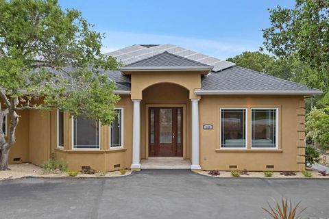 Photo of 140 Ridgeway Road, Woodside, CA 94062 (MLS # ML82041471)