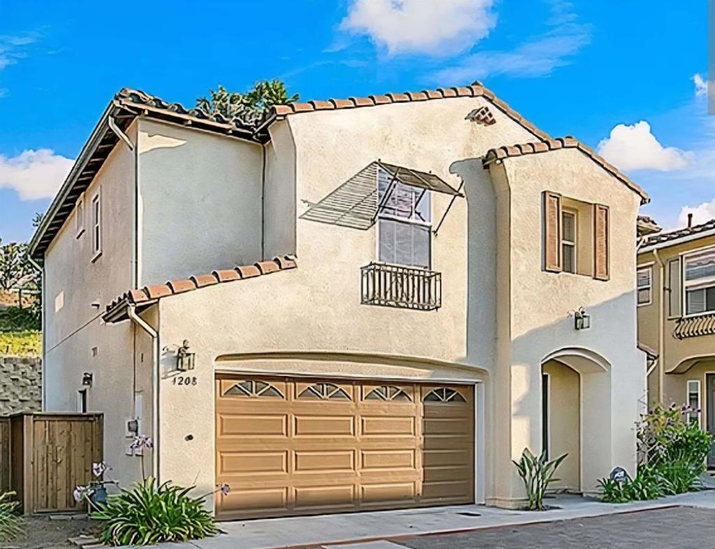 Detached 3edrooms 2.5 bath home in exclusive gated community of Bonita Creek. Gate code 2148. Private back yard with grill and hot tub and no neighbors behind . 2 car garage. Stainless Steel Appliances, Upgraded kitchen. Bonus loft area upstairs. Large master suite with private balcony. Community Pool, Access to Bonita School District. Close to Plaza Bonita Mall, I-805, SR-54.