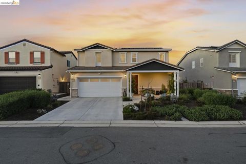 Photo of 5603 5603 Trinity Lakes LN Ln, Antioch, CA 94531 (MLS # 41125758)