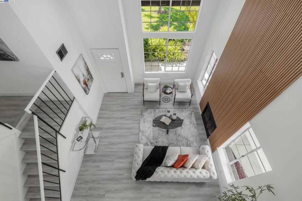 UNION LANDING - Residential