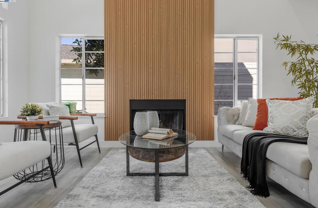 UNION LANDING - Residential