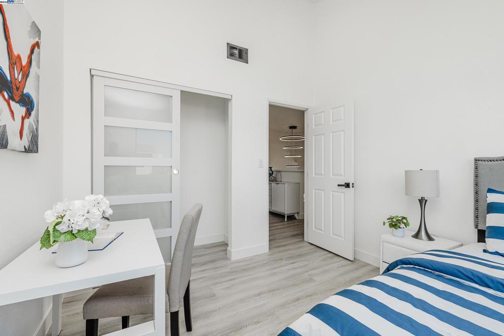 UNION LANDING - Residential