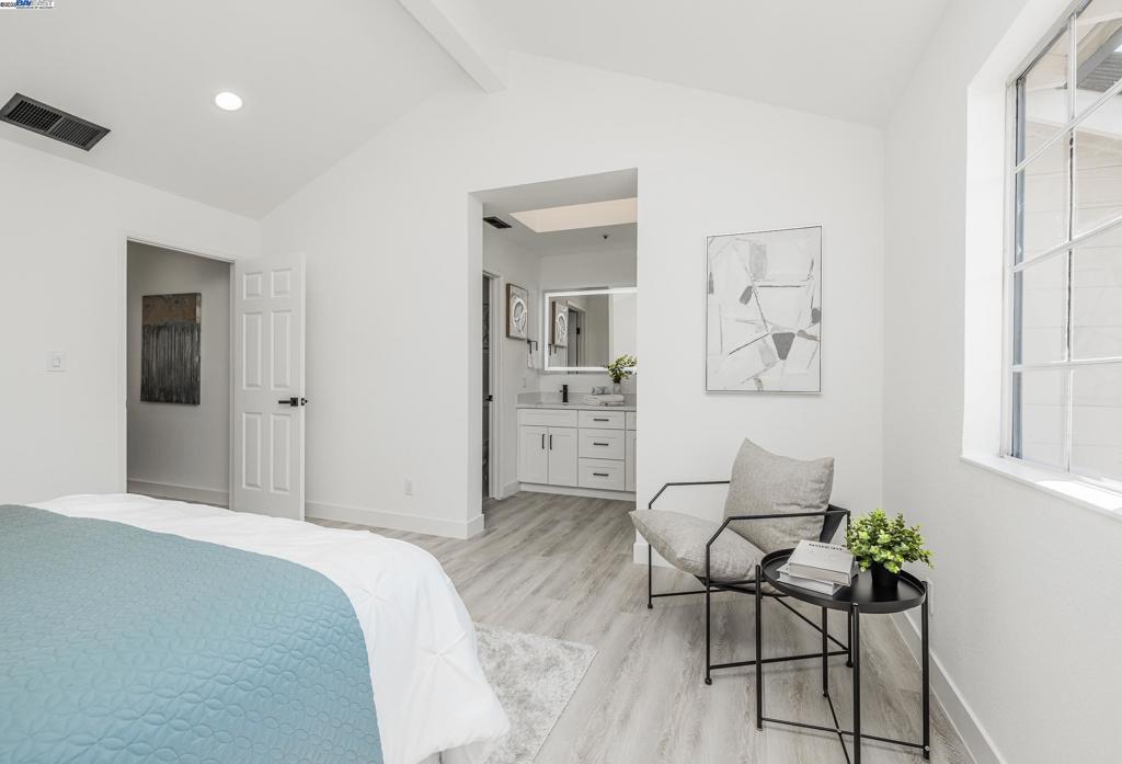 UNION LANDING - Residential