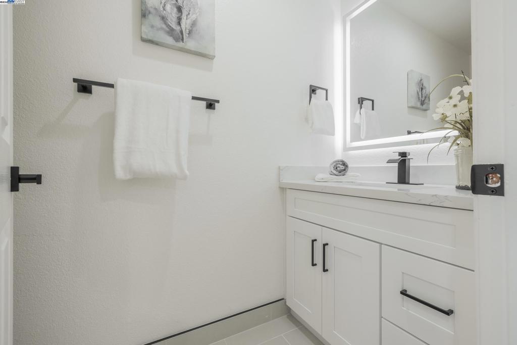 UNION LANDING - Residential