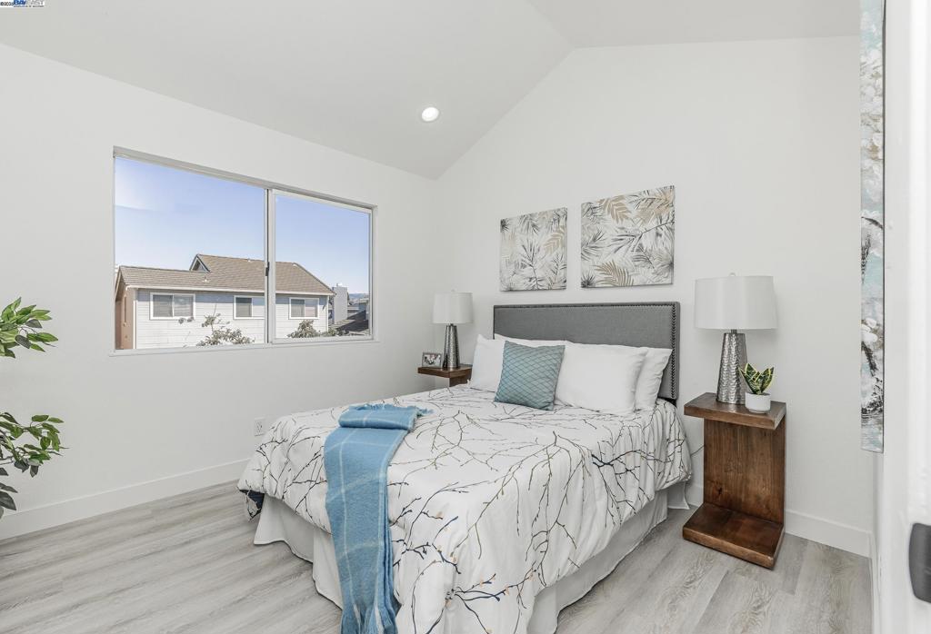 UNION LANDING - Residential