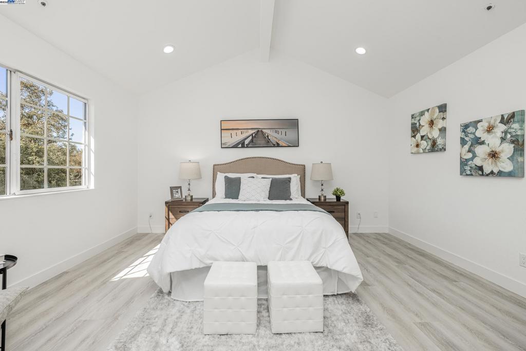 UNION LANDING - Residential