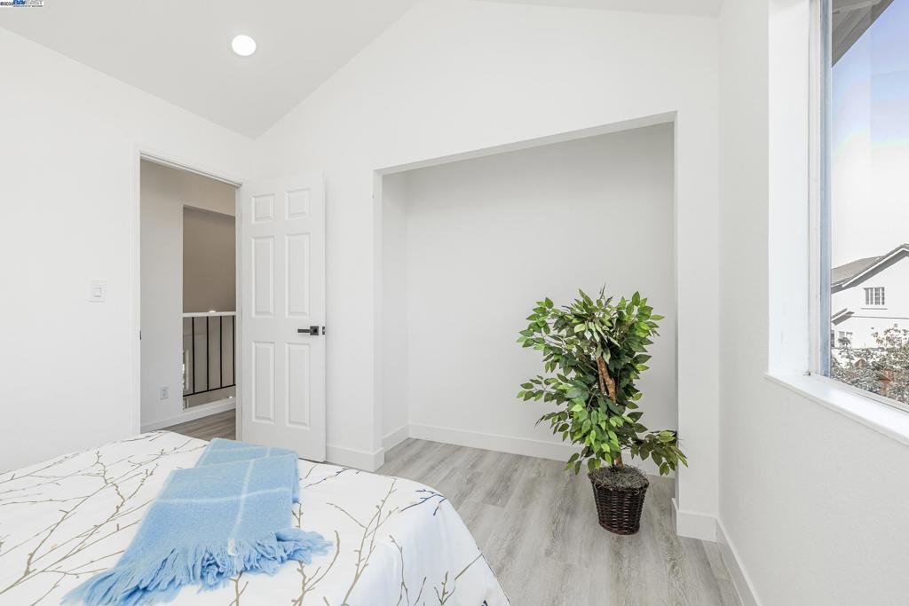 UNION LANDING - Residential