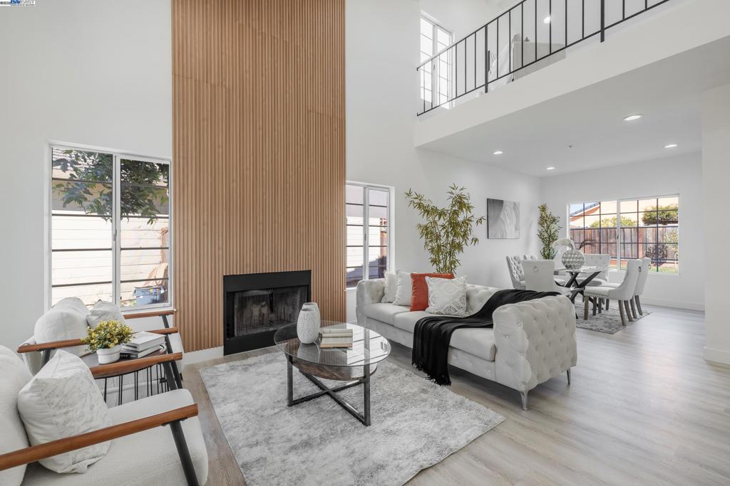 UNION LANDING - Residential