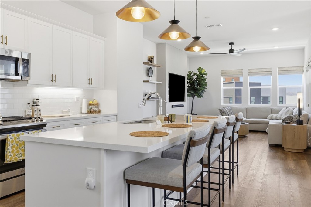27525 Illumination Court