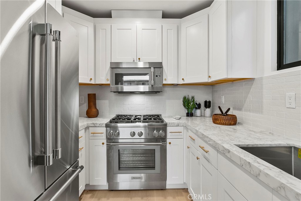 131 46th Street
