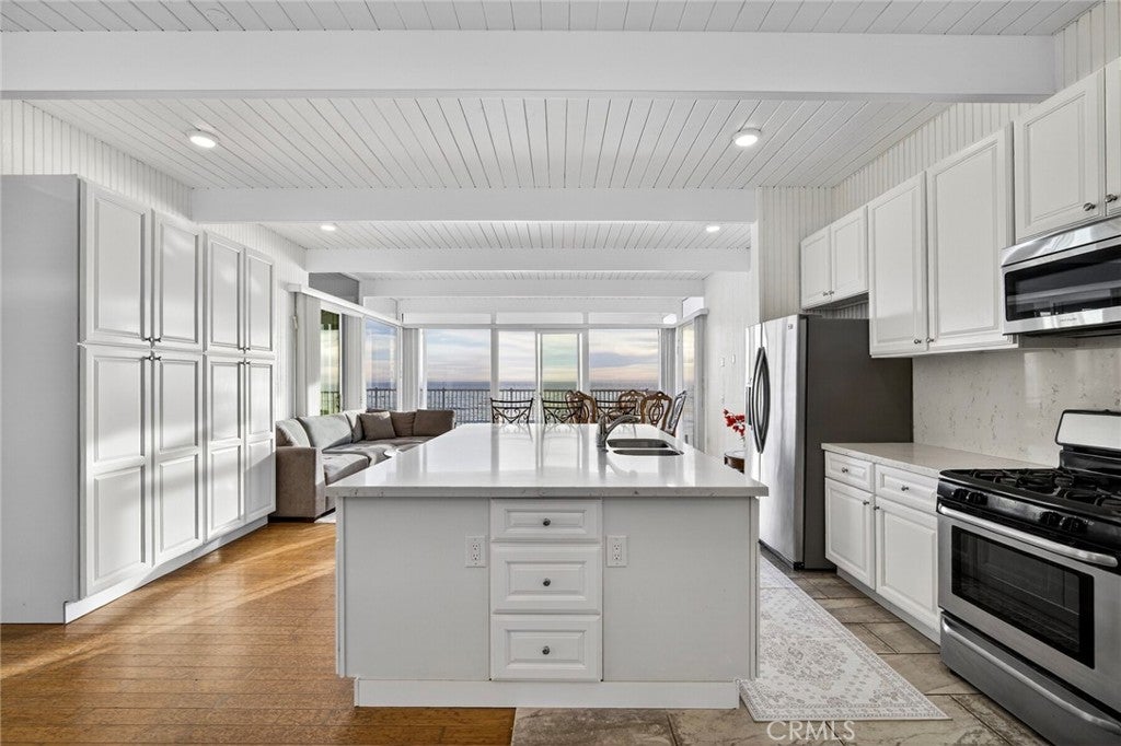 35577 Beach RD, Dana Point CA 92624 - Photo 11