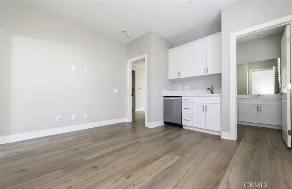 Photo of 16559 Pathfinder Avenue, Chino, CA 91708 (MLS # OC26095238)