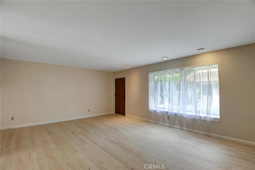 11000 Woodruff Avenue 14