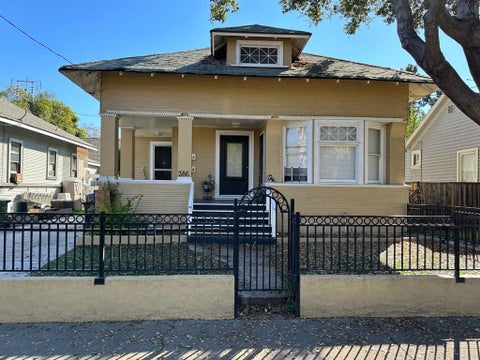 Photo of 386 Margaret Street, San Jose, CA 95112 (MLS # ML82064973)