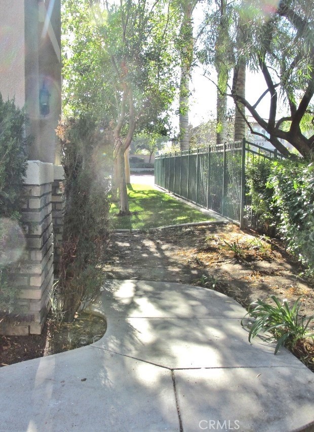 26475 Arboretum Way 2205
