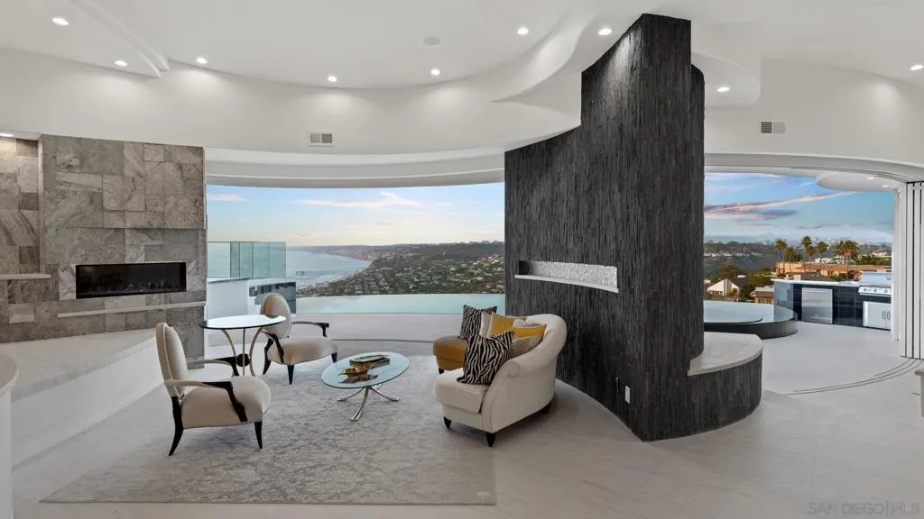 La Jolla, California 92037, United States, 5 Bedrooms Bedrooms, ,6 BathroomsBathrooms,Residential,Active,125658