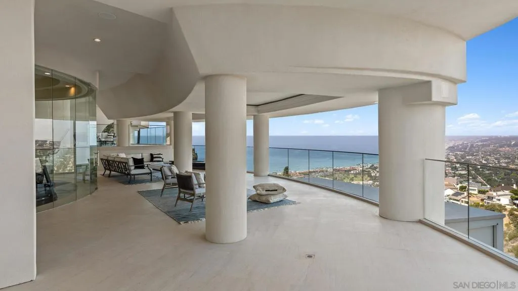 La Jolla, California 92037, United States, 5 Bedrooms Bedrooms, ,6 BathroomsBathrooms,Residential,Active,125658