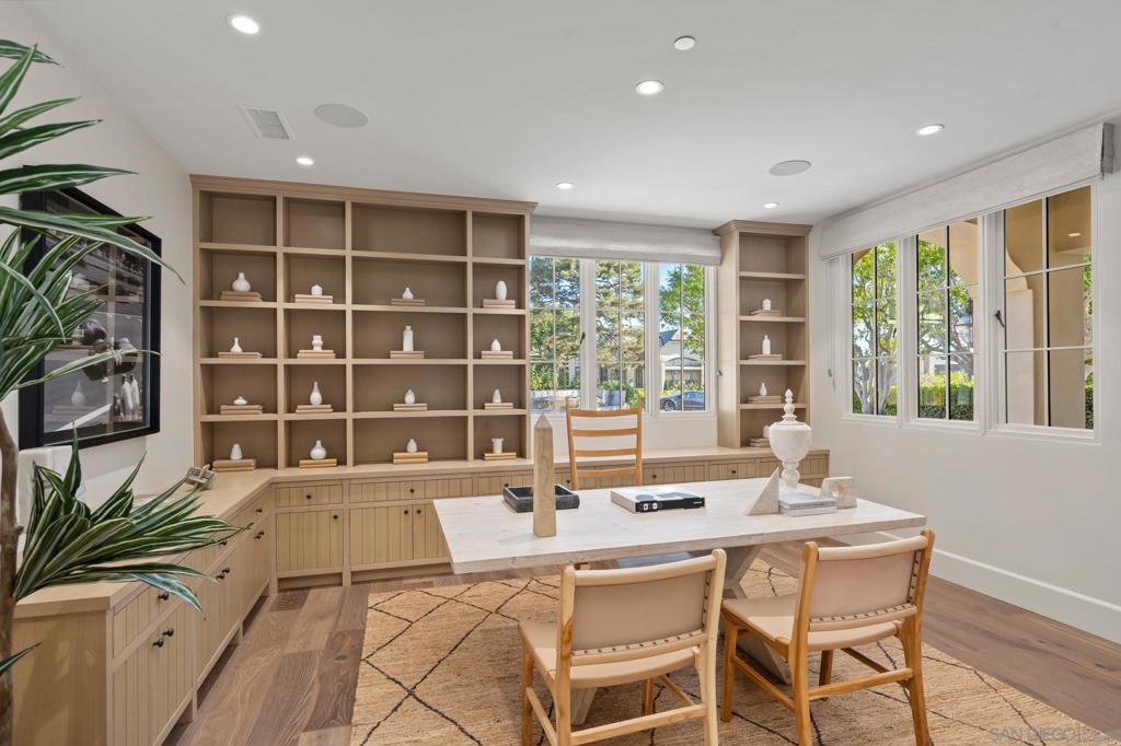 Rancho Santa Fe - Residential