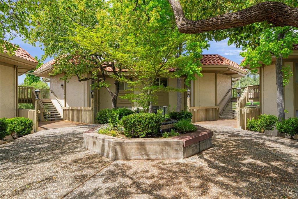 8014 Pinot Noir Court