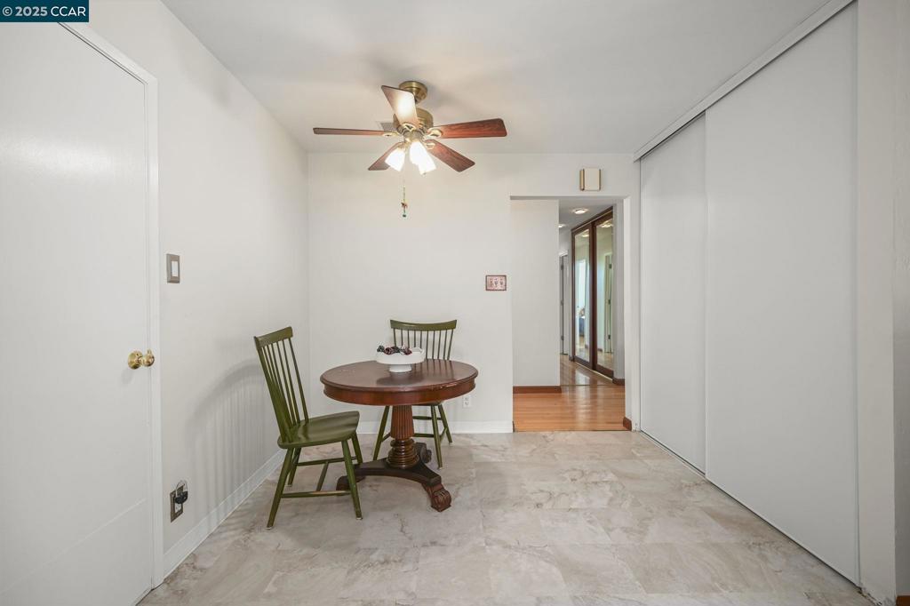 CLAYTON V.HILNDS - Residential