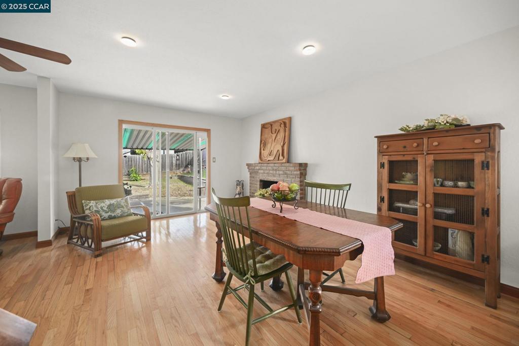 CLAYTON V.HILNDS - Residential