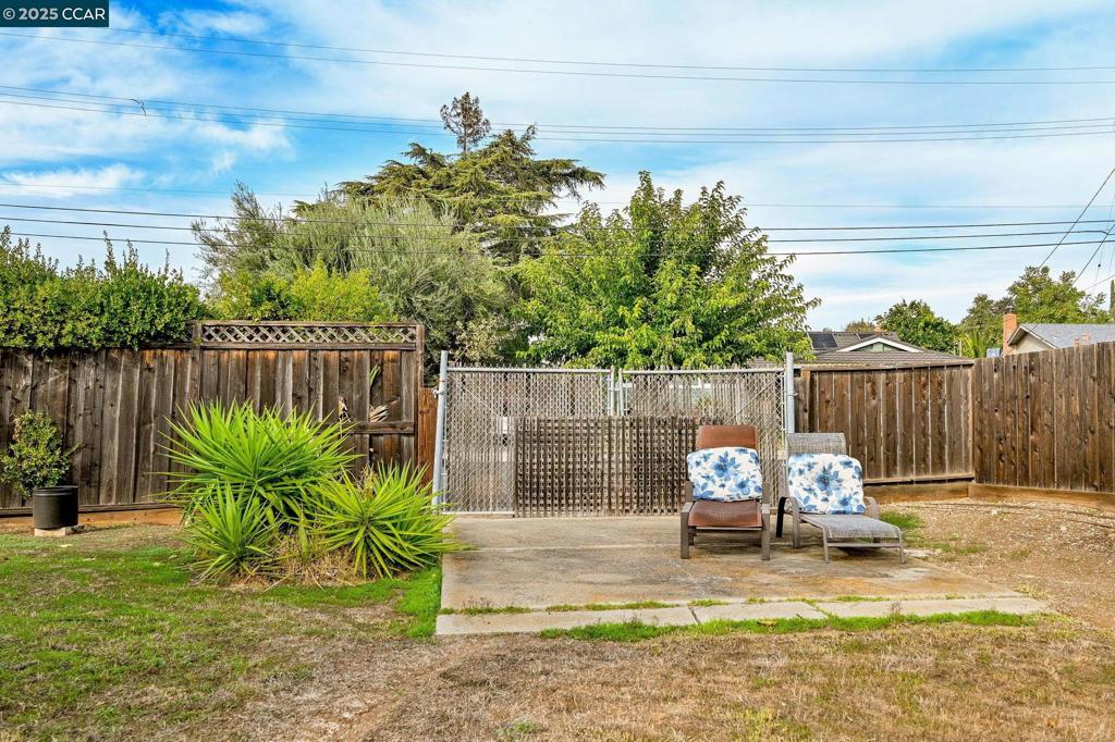 CLAYTON V.HILNDS - Residential