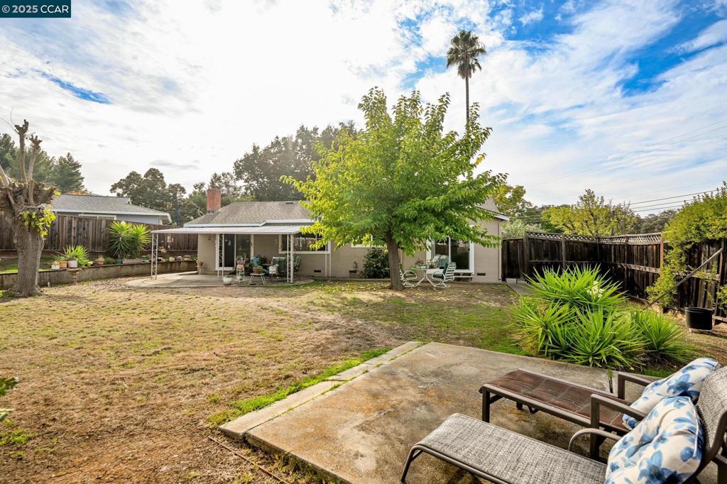 CLAYTON V.HILNDS - Residential