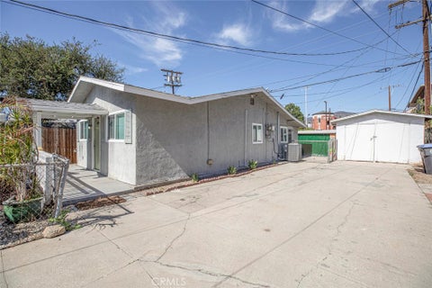 Photo of 619 Orange Grove AVE #1/2, Glendale, CA 91205 (MLS # GD26221519)