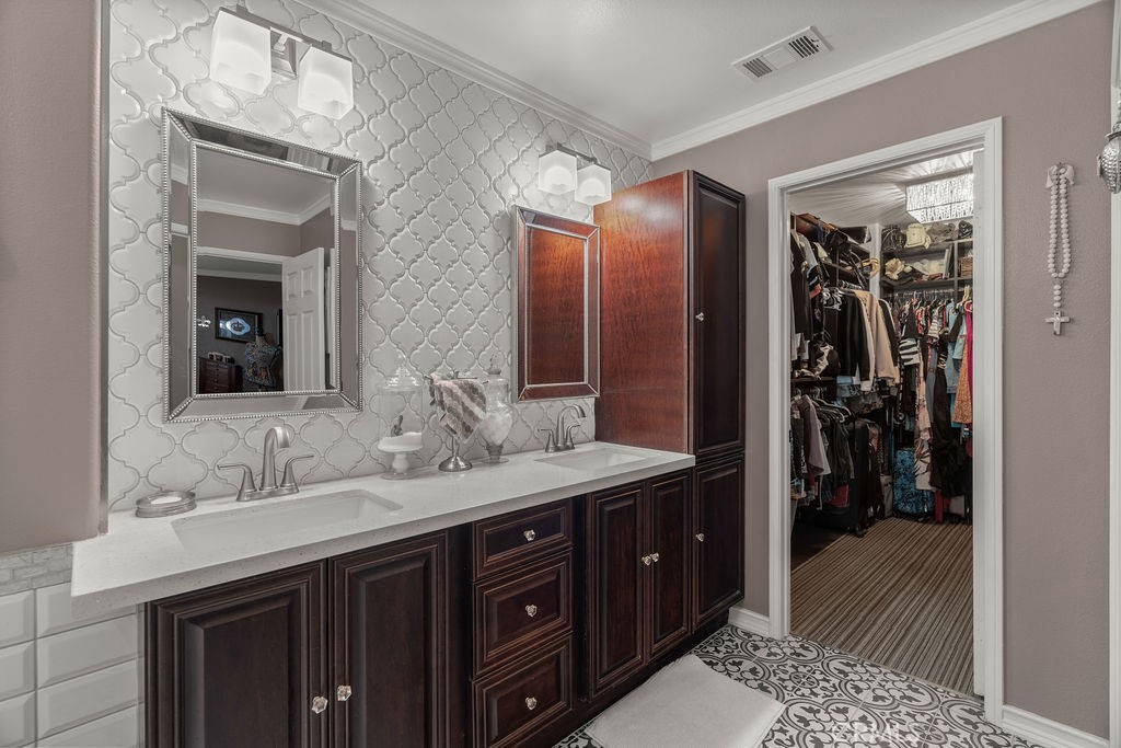 Park Lane Townhomes (203) - Residential