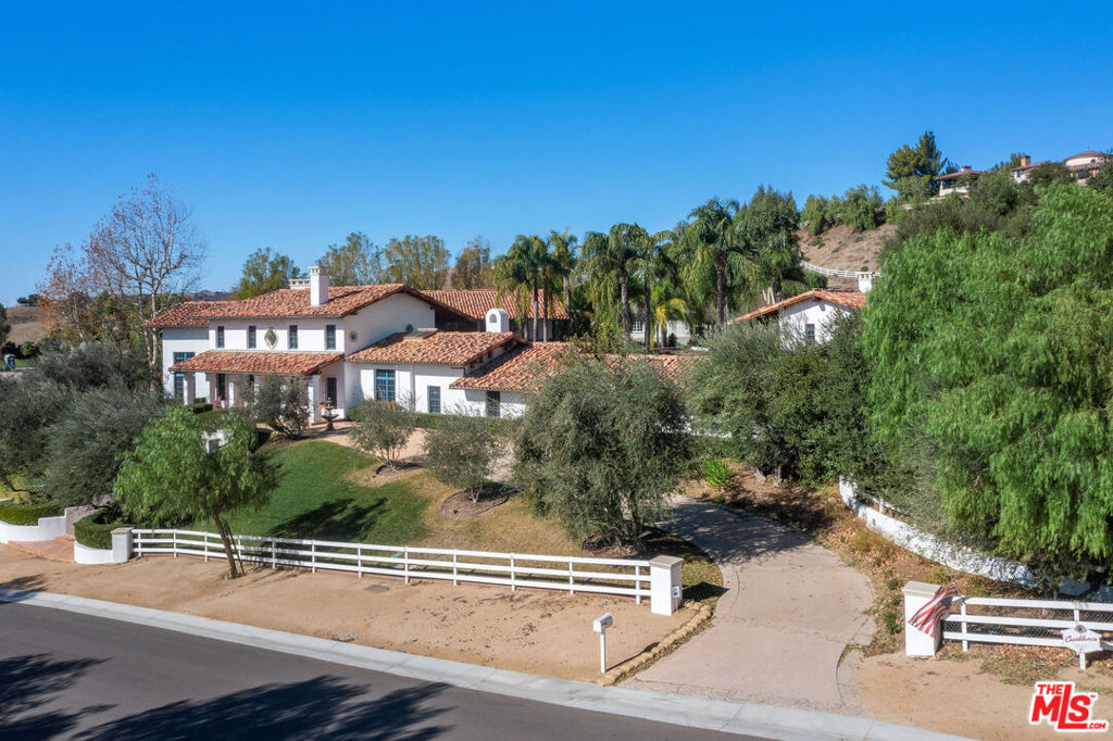 25127 Jim Bridger Road