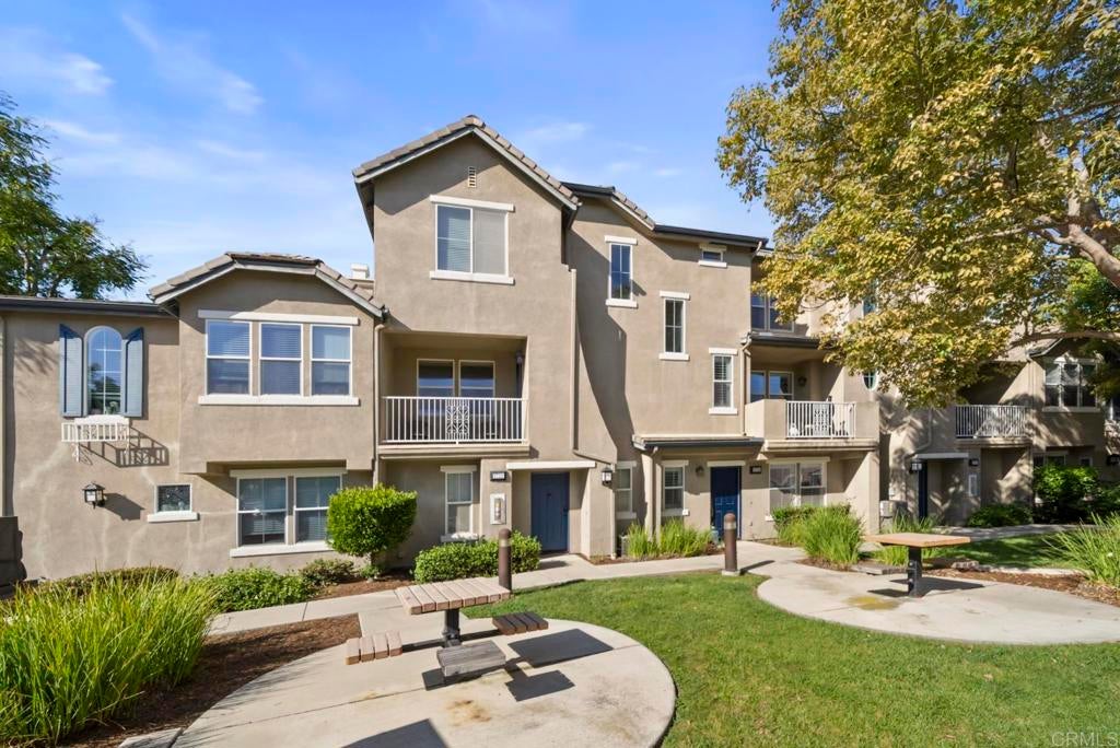 2724 Hazelnut Court
