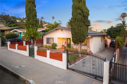 Photo of 2812 silver street St, Los Angeles, CA 90065 (MLS # CV25229944) Photo of 2812 silver street St, Los Angeles, CA 90065 (MLS # CV25229944)