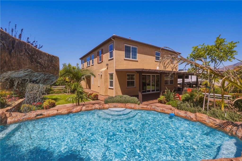 1640 Lucas Lane