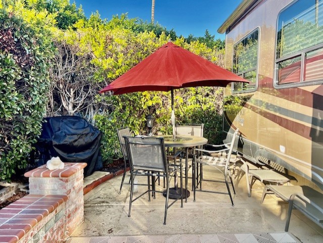 Outdoor Resort - Land