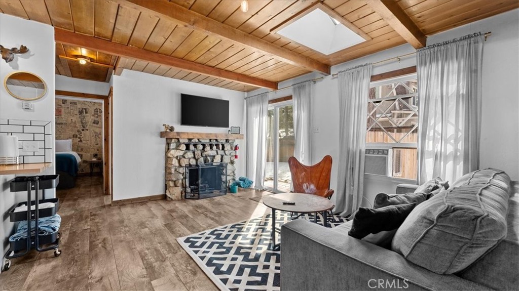 573 Spruce