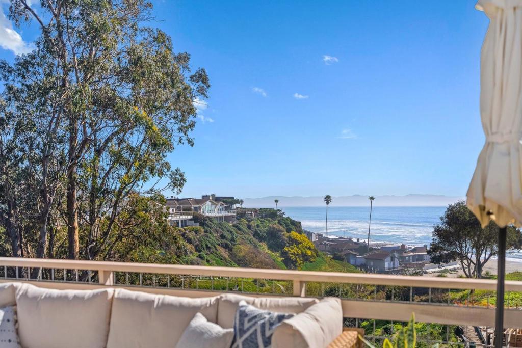 664 Bayview Drive