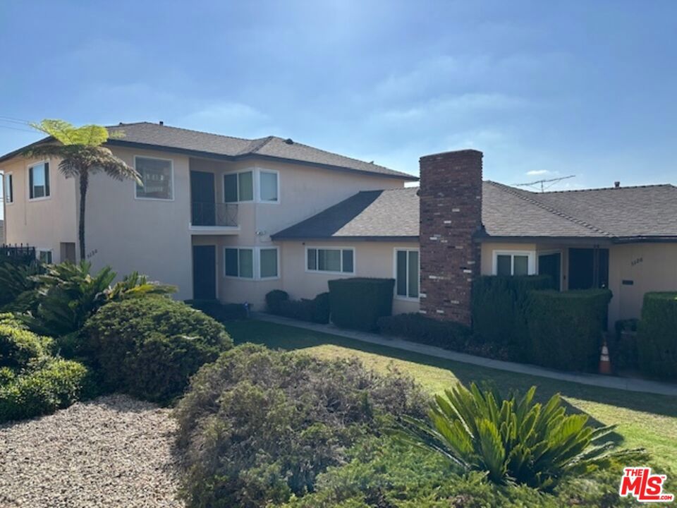 Welcome to this bright and airy 2-bedroom, 1.5-bath apartment nestled in a quiet, charming triplex in desirable Ladera Heights. Recently updated with new carpet and fresh paint, this home offers both comfort and convenience. Enjoy a large kitchen with a generous breakfast area - perfect for casual dining or morning coffee. The oversized bedrooms feature abundant closet and storage space. Additional highlights include central heating and air conditioning for year-round comfort. Appliances included: stove, refrigerator, washer, and dryer. The unit is gated and comes with a detached two-car garage. Location, Location, Location: Centrally situated just minutes from: Culver City (Westfield Mall, restaurants, parks), Playa Vista and Marina del Rey, Inglewood (Sofi Stadium, Intuit Dome, The Forum), LAX. Don't miss out on this rare opportunity - schedule a tour today!
