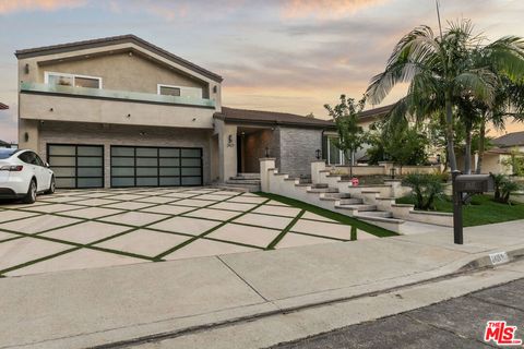 2427 Flintridge Drive Glendale CA 91206