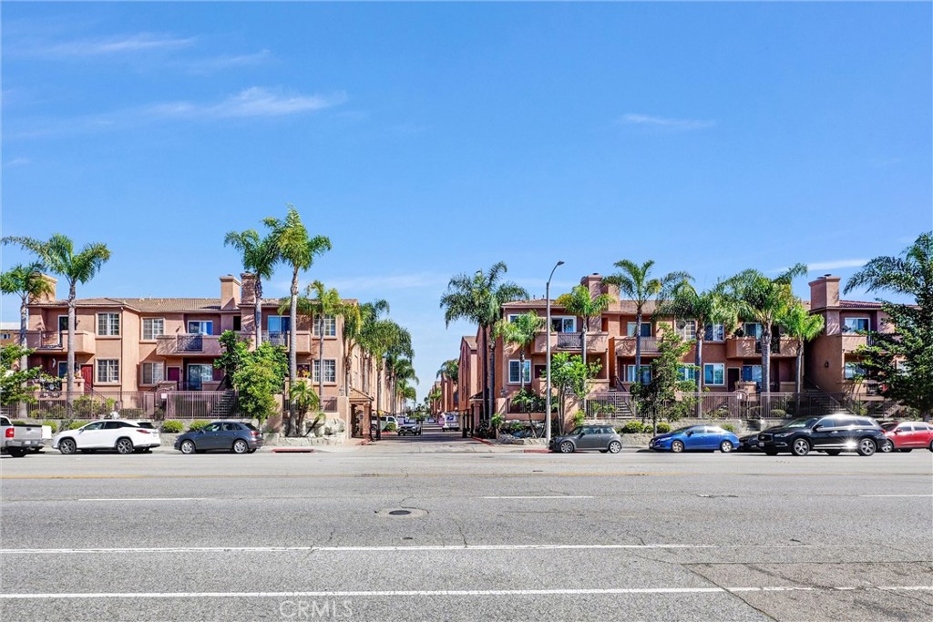 21836 S Vermont Avenue 6