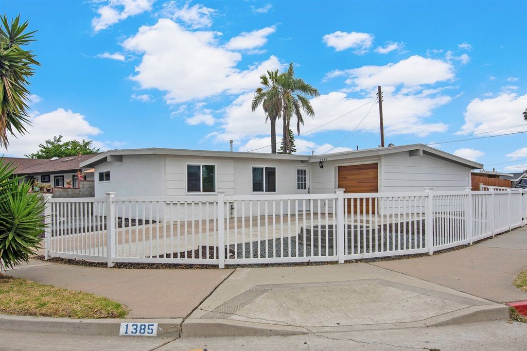 listing image 130728454388021027681