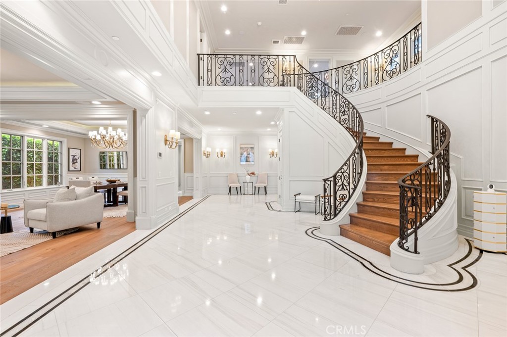 Properties 4 435 Walnut Avenue