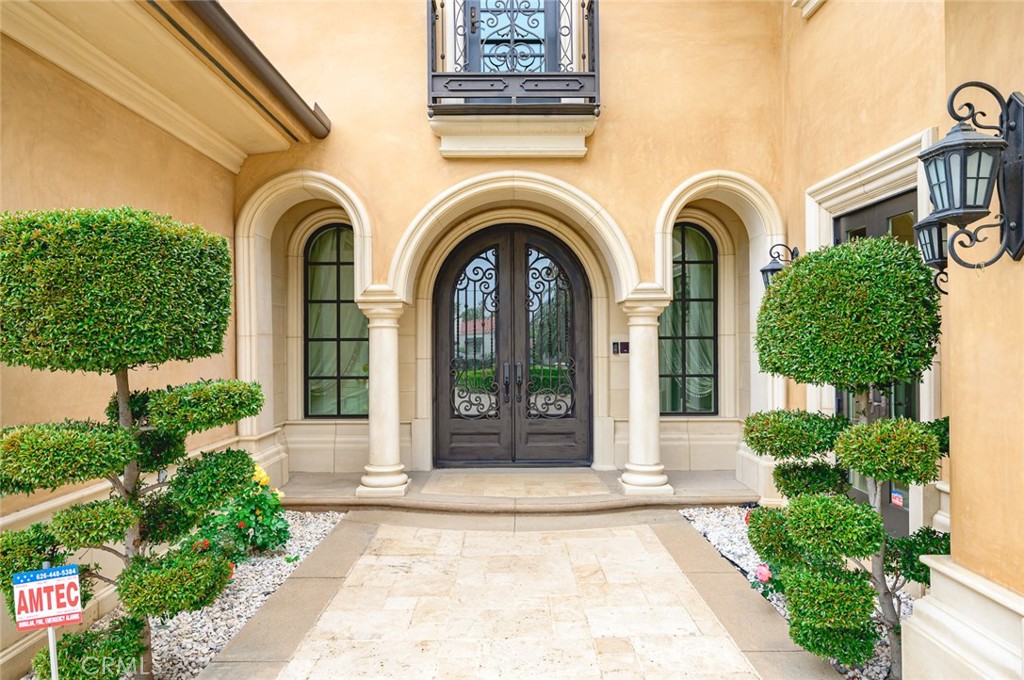 Properties 3 435 Walnut Avenue